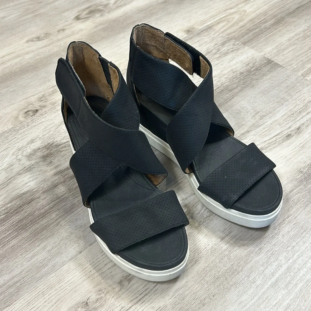 Dr. Scholl’s Sheena Comfort Wedge Strappy Sandals / Smooth Black | Women’s Sz 8M